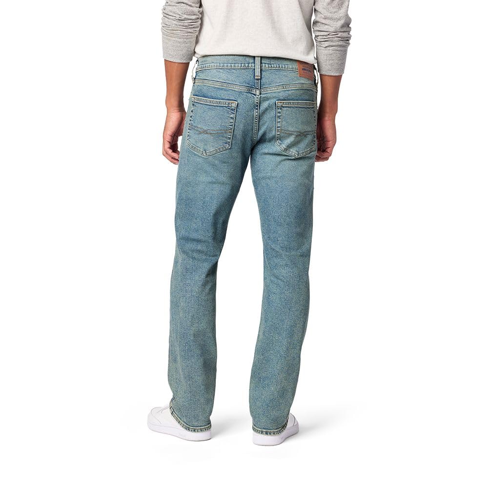 Levi Strauss Signature Gold Men's Slim Straight Jeans (Available in Big & Tall)