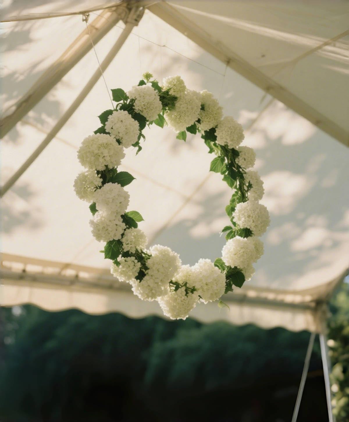 Artificial White Hydrangea Flowers with Leaves, 50 Pack, 6 Inch Silk Flower Heads, DIY Mother's Day Wedding Decor Set with 100 Leaves, 50 Stems - Image 6
