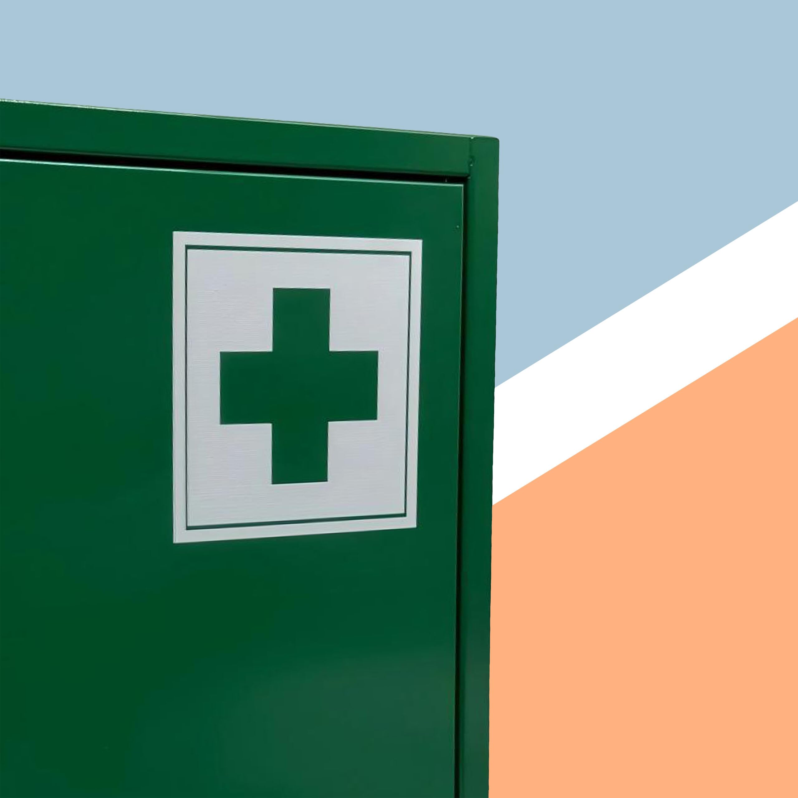 Armoire à Pharmacie Relaxdays, verrouillable, 3 espaces, H x L x P : 36 x 31 x 10 cm, pour médicaments, Verte