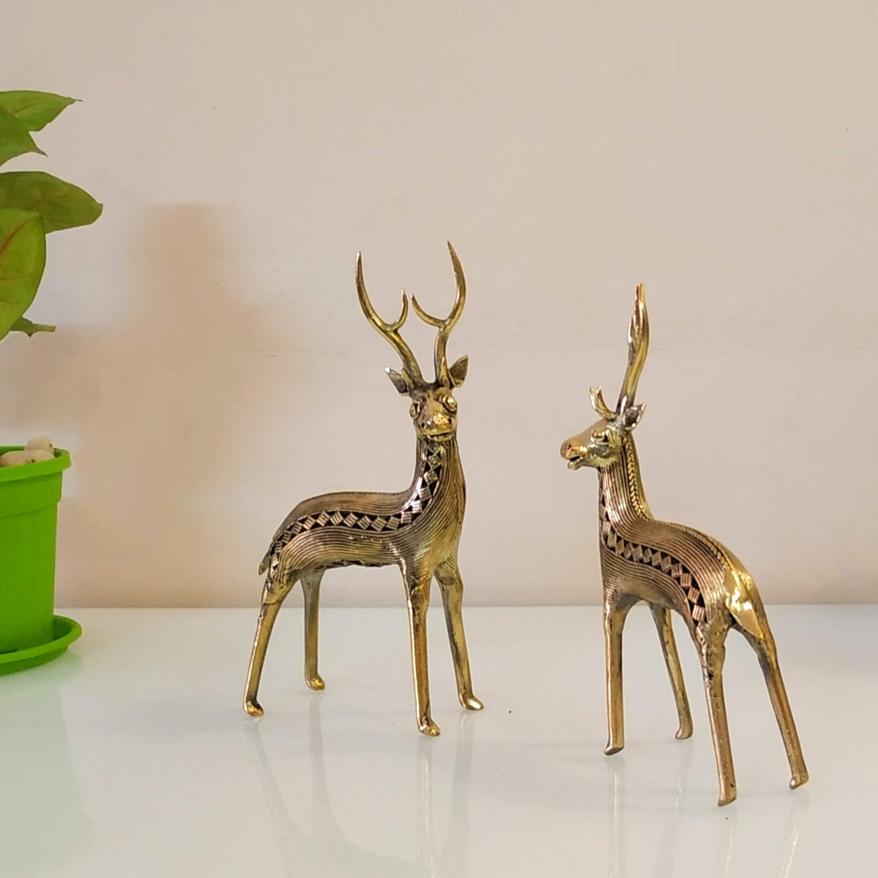 Metal Deer Pair Statue, 6.5 inch, Gold, Pack of 2 Pieces