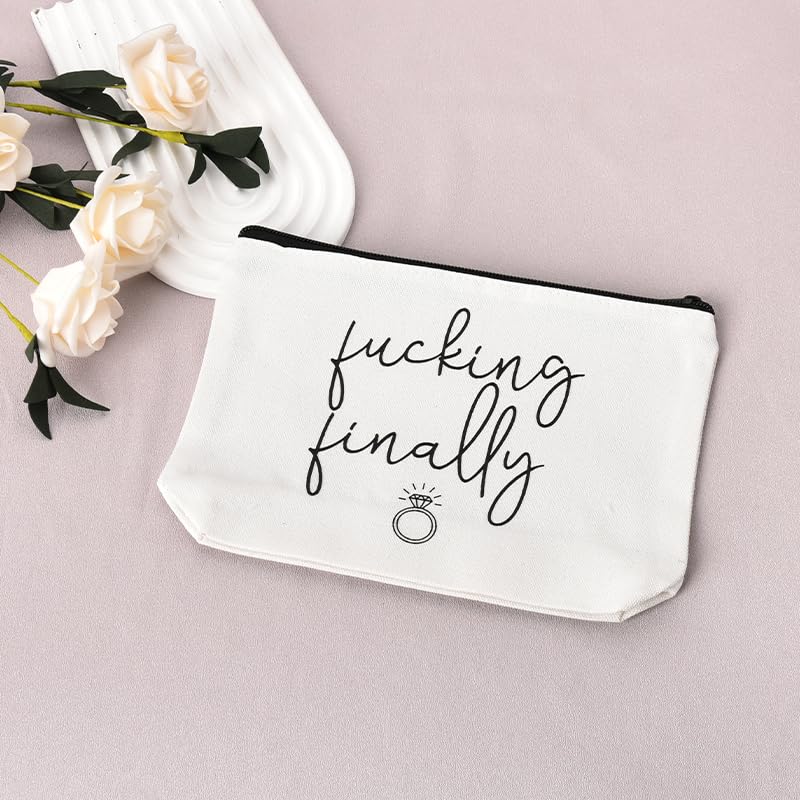 Bridal Shower Gifts for Bride Gifts Cosmetic Bag for Women Engagement Gifts for Her Bachelorette Party Favors Funny Wedding Gifts for Newlyweds Bride To Be Gift Makeup Bag Cute Engaged Gifts3