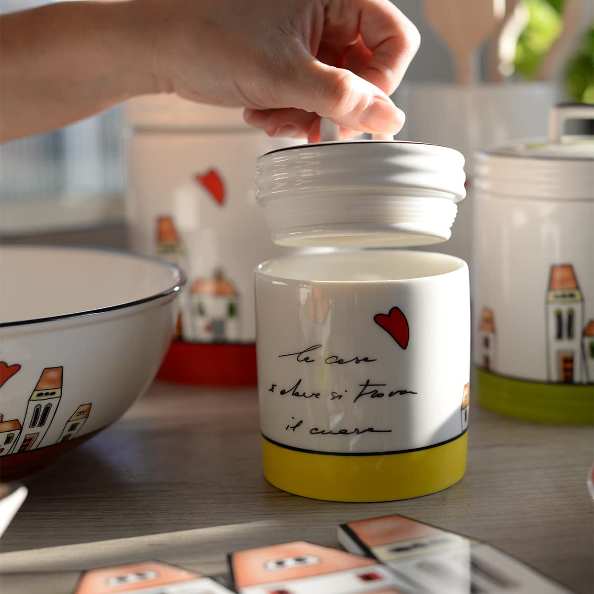 Egan Vase Collection Le Casette. Objet Fabriqué En Porcelaine De Couleur Verte Dimensions 9 X 12 Cm La R F H 377740