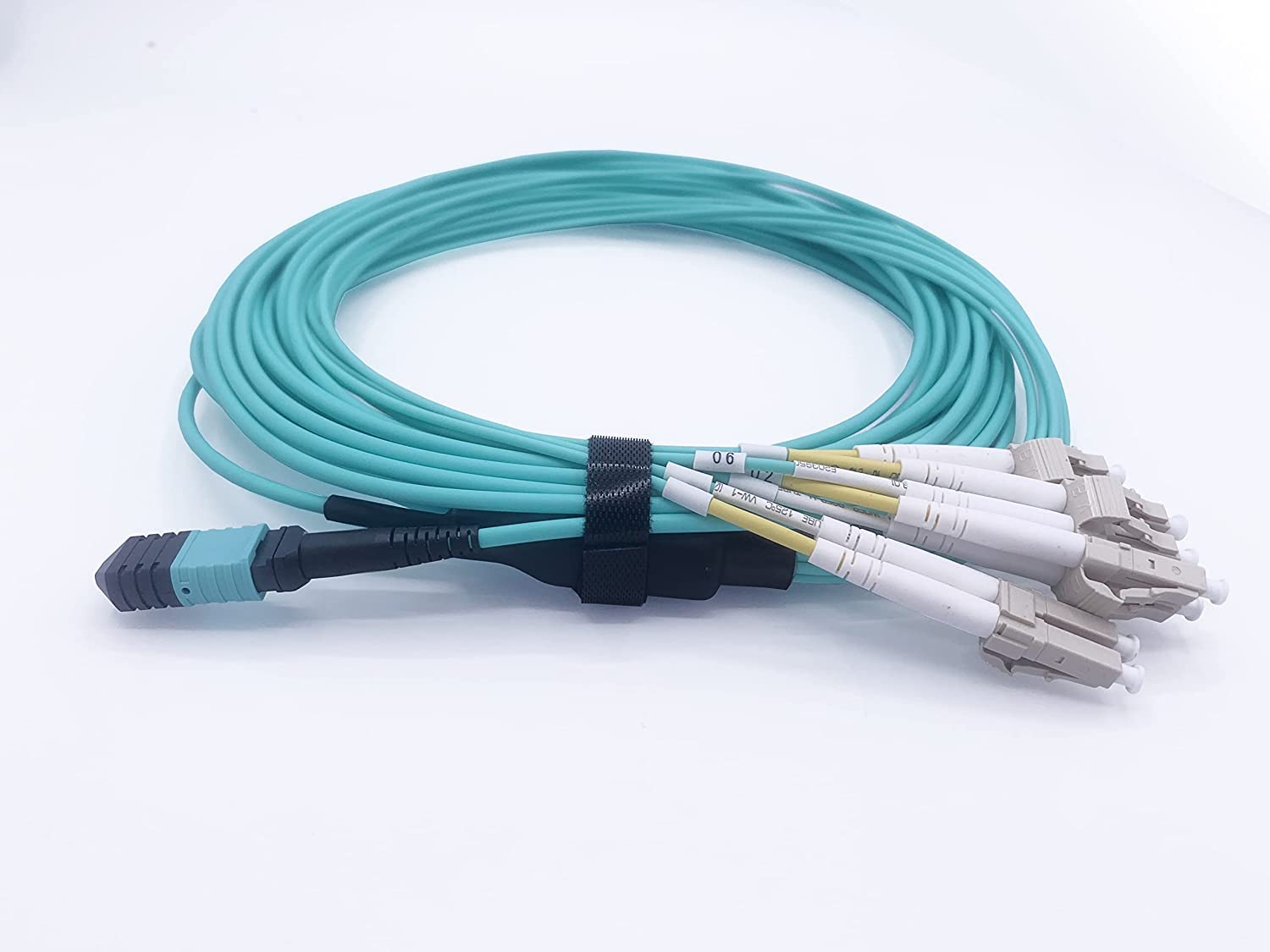 Elfcam® - Câble Fibre Optique MPO Femelle vers 4 LC/UPC Duplex 8 Fibres OM3 Multimode 50/125um Câble Breakout (5m)