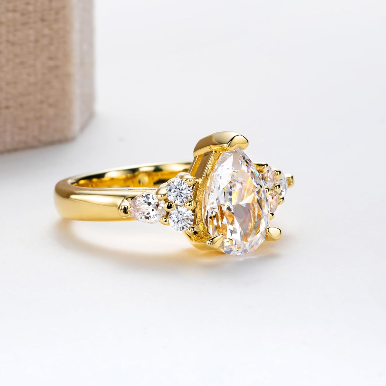 3ct-7ct Cubic Zirconia 3 Stones Engagement Rings 5A Grade Simulated Diamond Cushion Cut/Emerald Cut/Asscher Cut/Heart Cut CZ Anniversary Promise Wedding Rings for Women