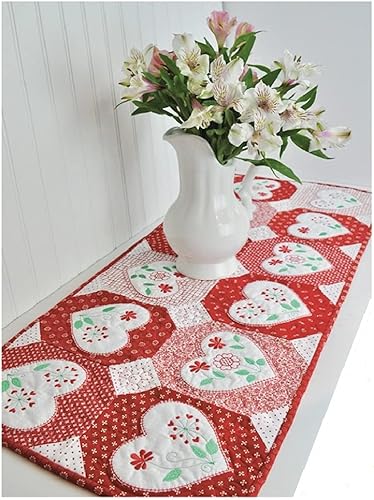 Amelia Scott Designs Country Hearts Runner