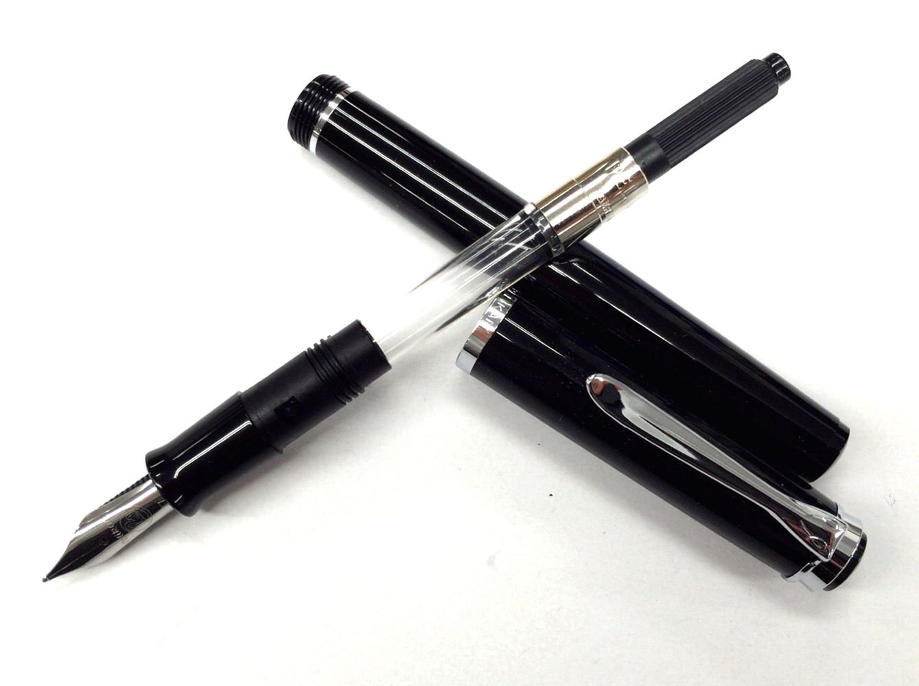Pelikan 万年筆とインクセット ペリカン 万年筆とインクセット