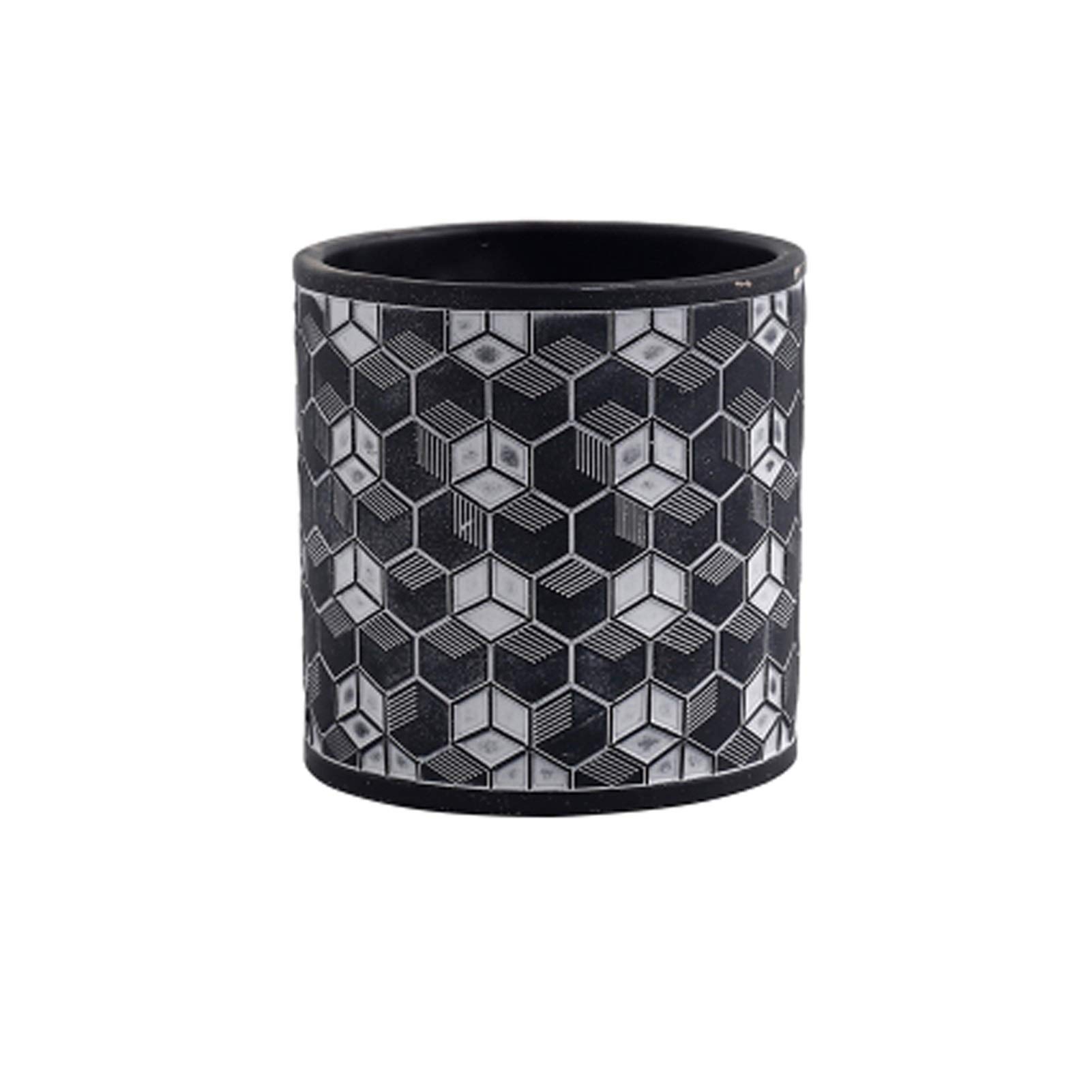Pots de fleurs avec trou de drainage pour éviter le pourrissement des racines