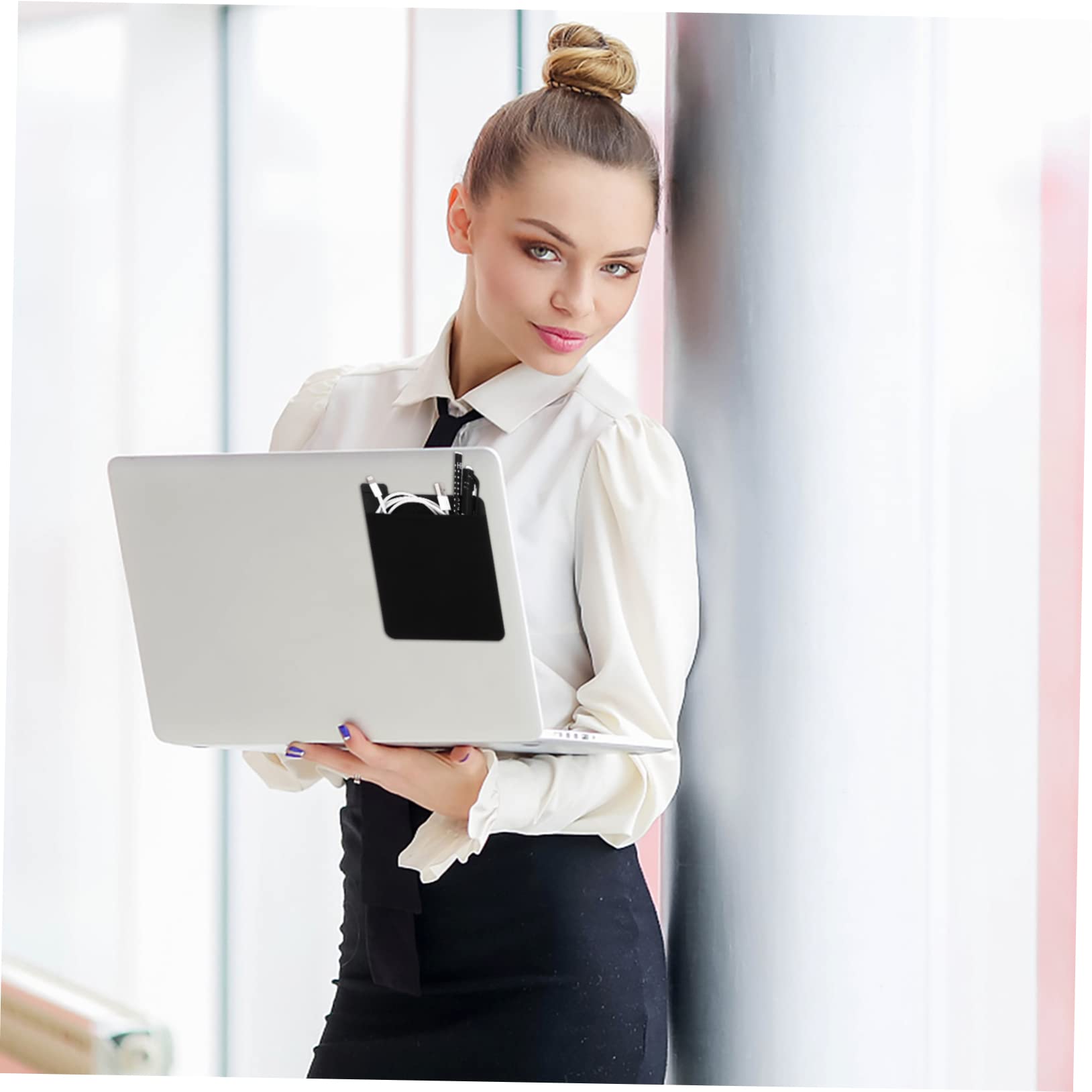 SHINEOFI Borsa Adesiva Per Laptop e Tablet Realizzata in Pelle Buona Qualità Elastico Per Contenere Accessori Come Mouse Wireless Custodie Per Disco Rigido Esterno e Borse Per Cuffie