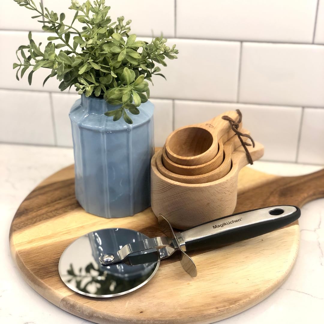 Magiküchen Pizza Cutter | Stainless Steel Blade | Quality Kitchen Tool | Dishwasher Safe