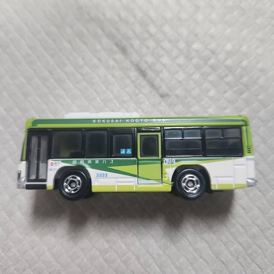 限定特注トミカ　国際興業バス  いすゞエルガ×10個 ミニカー Amazon.co.jp: タカラトミーアーツ トミカ 国際興業バス いすゞ