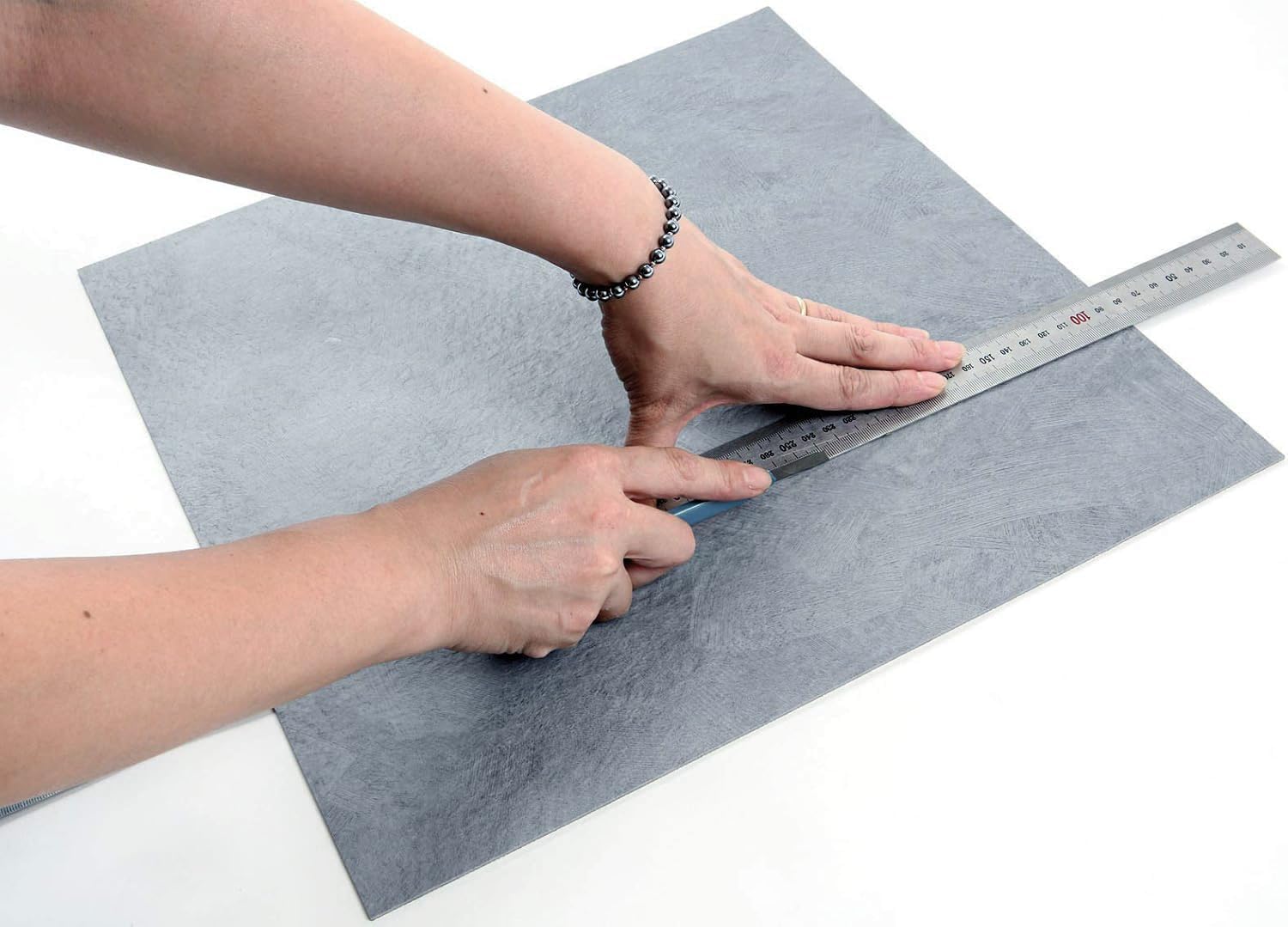 ROSEROSA LVT-ECK-203 - Piastrelle per pavimenti in vinile con nucleo rigido in cemento, spessore 2 mm, impermeabili, autoadesive, resistenti, 40 cm x 40 cm
