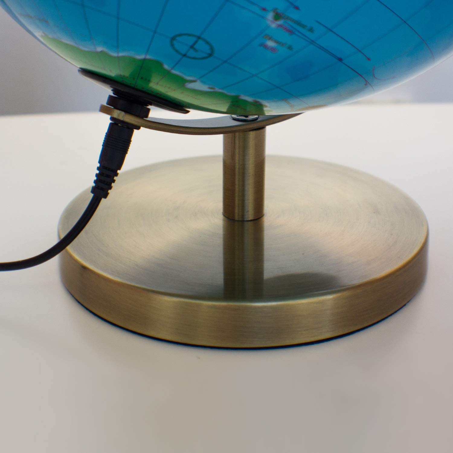 Magellan Albion Leuchtglobus politisches Kartenbild LED-Beleuchtung 25 cm Globus mit messingfarbenem Metallfuß und Meridian inklusive Kabel und USB-Netzteil politisches Kartenbild 25 cm
