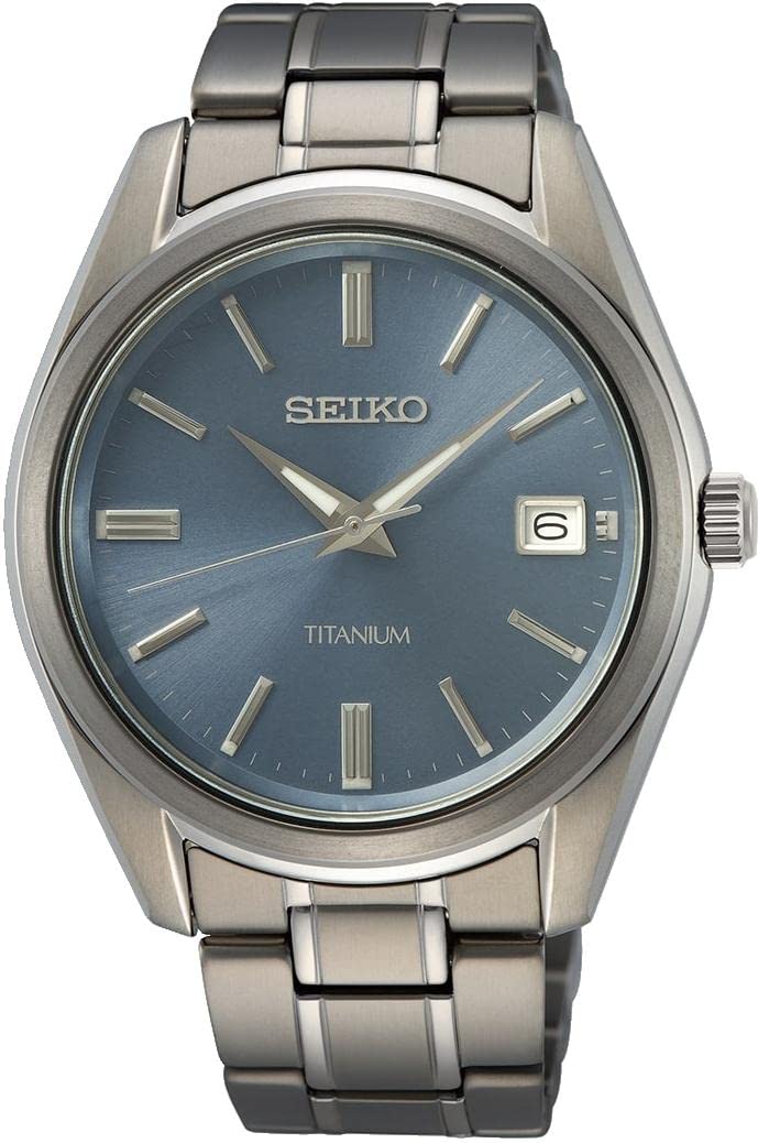 Seiko Men Analog Quartz Watch with Stainless Steel Strap SUR371P1