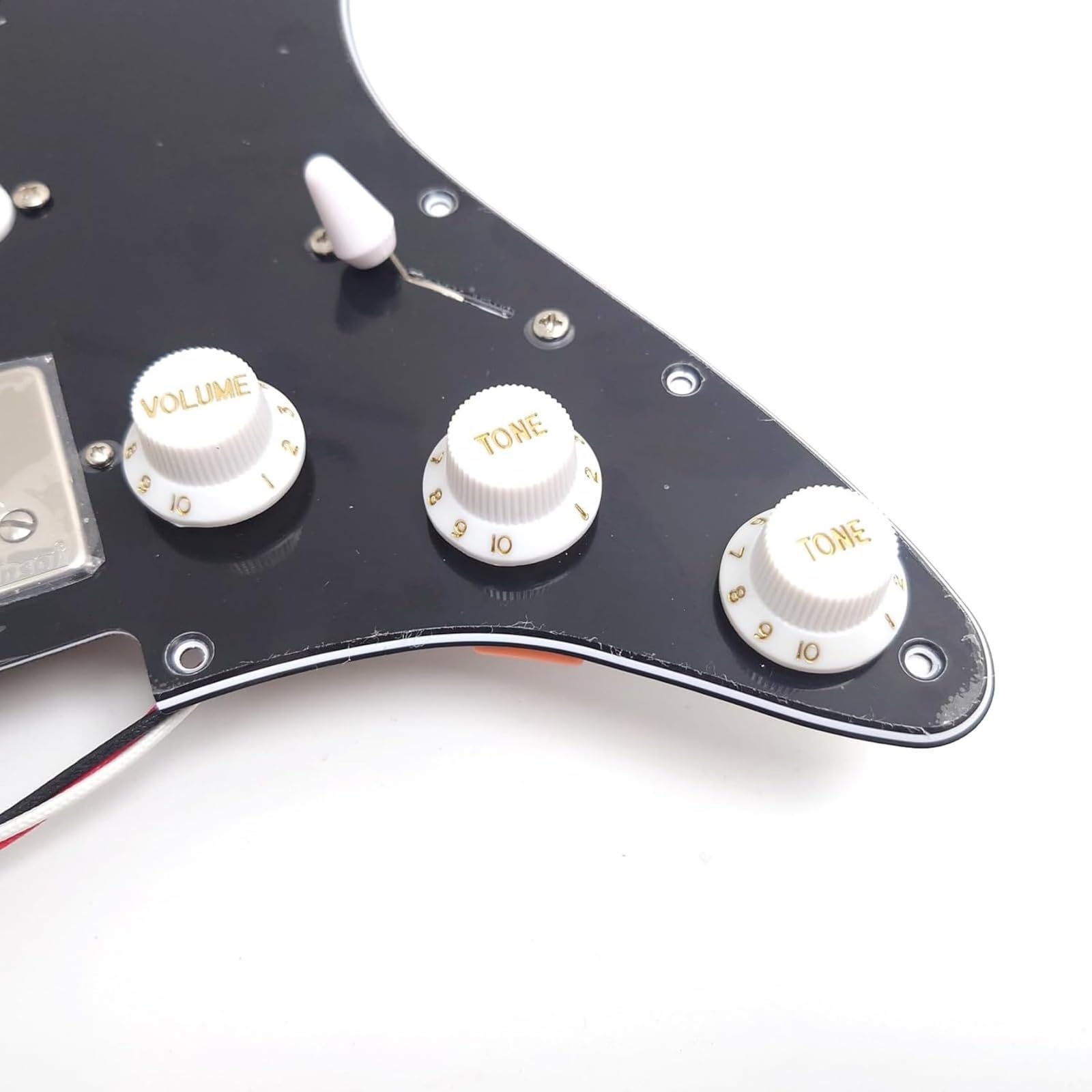 SSH Wstępnie okablowany Pickguard Strat z przetwornikami Alnico 5 Humbucker, osłona kostki do gitary Fender Stratocaster