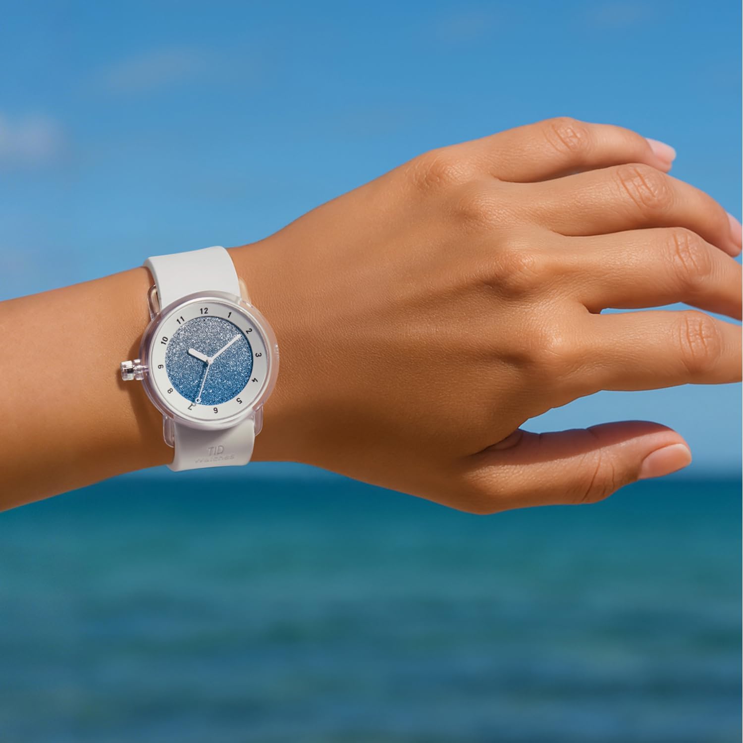 TID No.3 Unisex Watch – Minimalist Scandinavian Design, Solid or Gradient Dial, Waterproof Resin Case, Silicone Strap, Japanese Quartz Wristwatch for Men & Women, 38mm Dial