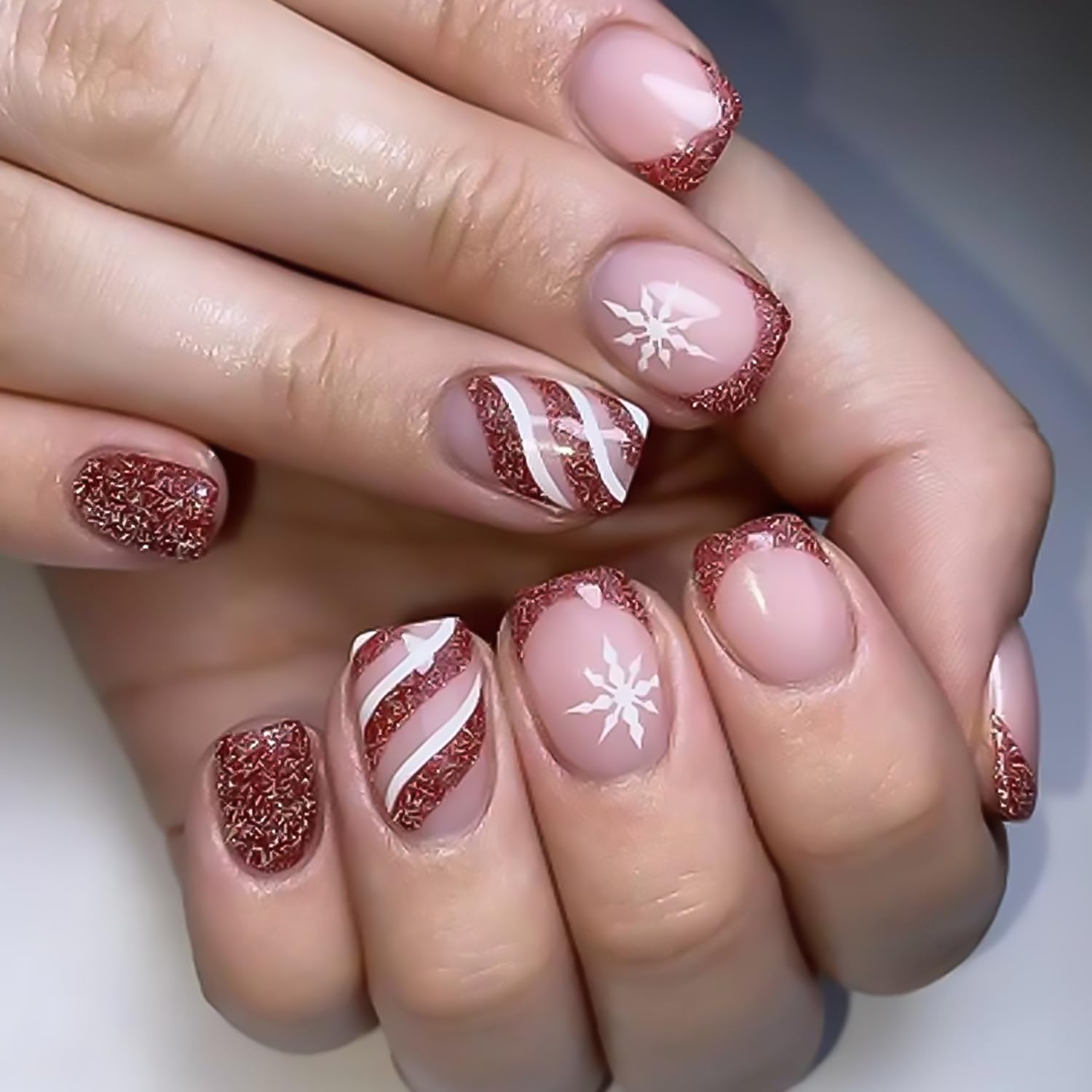 Christmas Press on Nails Short Square Fake Nails With Snowflake Stripe Designs Xmas Red Glitter French Tip False Nail Glossy Full Cover Acrylic Winter