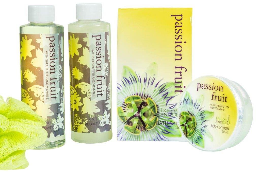 Home Spa Bath Basket Passion Fruit Fragrance Bath & Body Set For Women Contains Shower Gel, Bubble Bath, Body Lotion, Bath Salt in Green Tub Gift – Mother's Day Gift for Mom