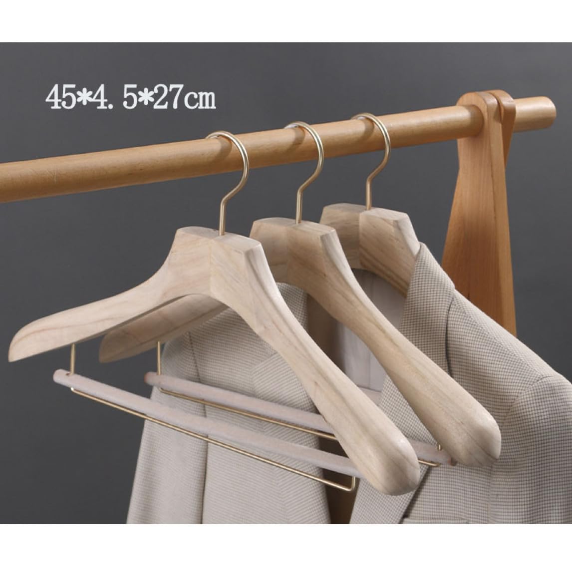 肩部分に凹み木製ハンガー 20本 Amazon.co.jp: 木製ハンガー ハンガー 衣類ハンガー 洋服ハンガー