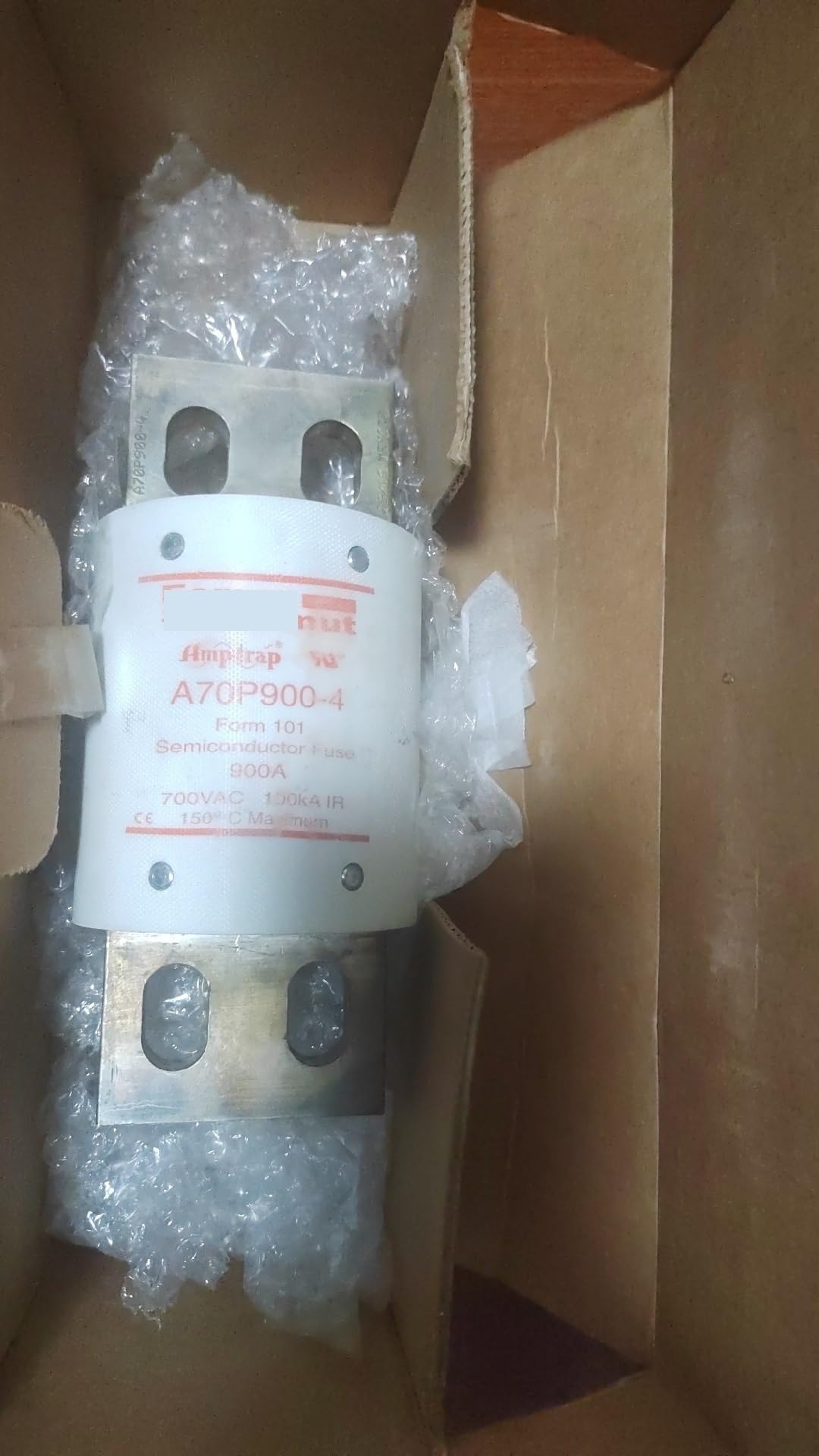 Fusible Rapide A70P900-4 protection onduleur solaire et convertisseur de puissance