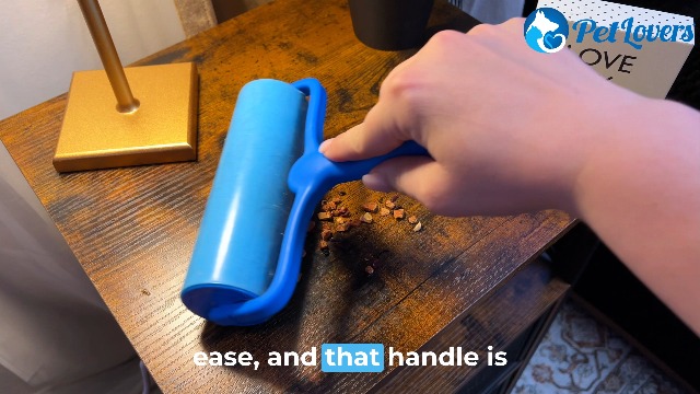 Amazon.com: PetLovers EzRoll Reusable Lint Roller - Sticky for