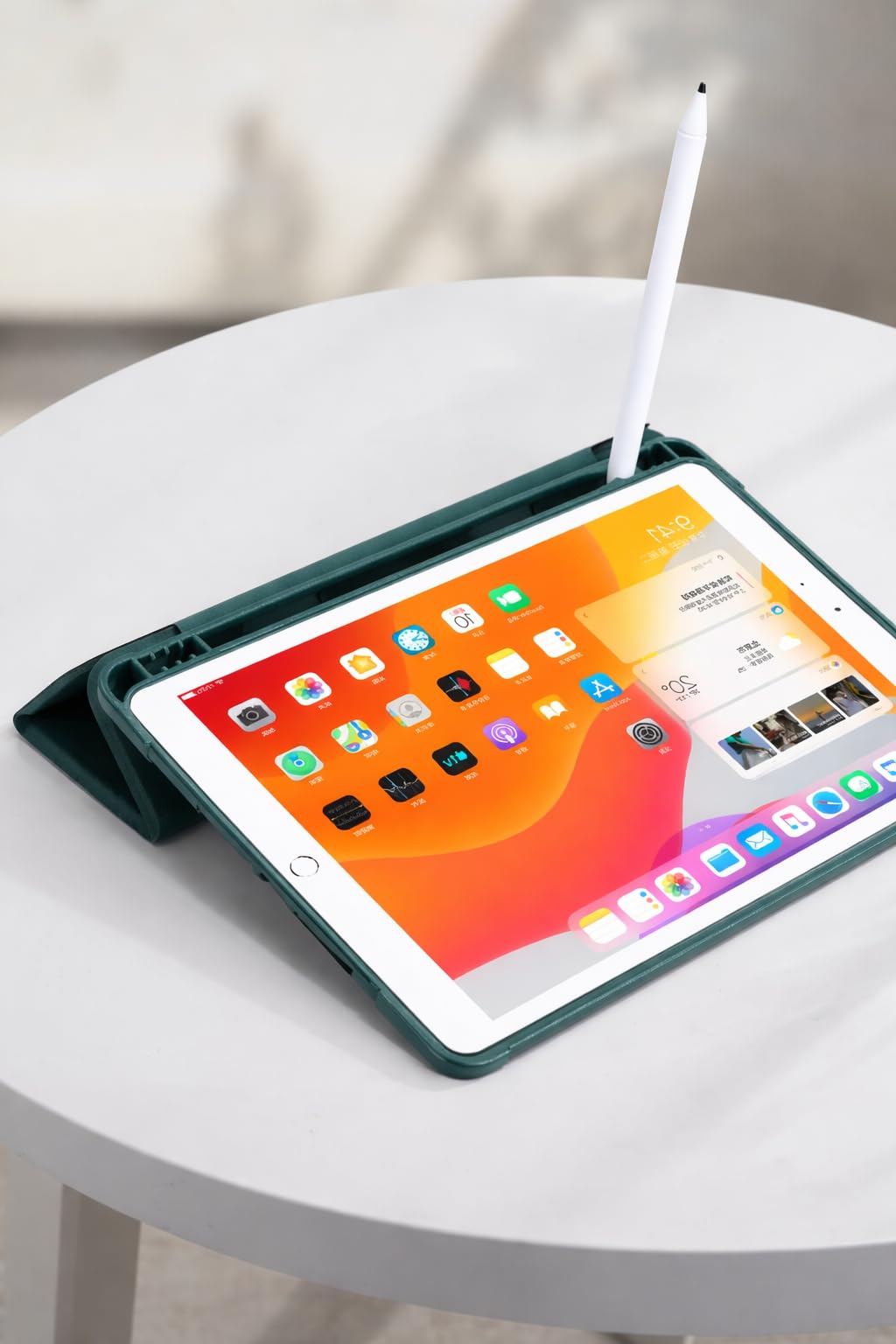 Coverzone Xiaomi Pad 7 ile uyumlu Kılıf Kalem Koyma Bölmeli Stand Olan Uyku Modlu Suni Deri, Yarı transparan Silikon Arka Yüzey ergonomik yapılı, Attravtive Smart Cover Siyah