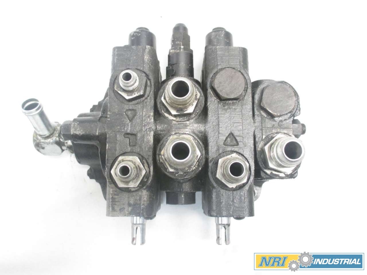 HUSCO 5000B200 G THREADED DIRECTIONAL CONTROL HYDRAULIC VALVE D442946