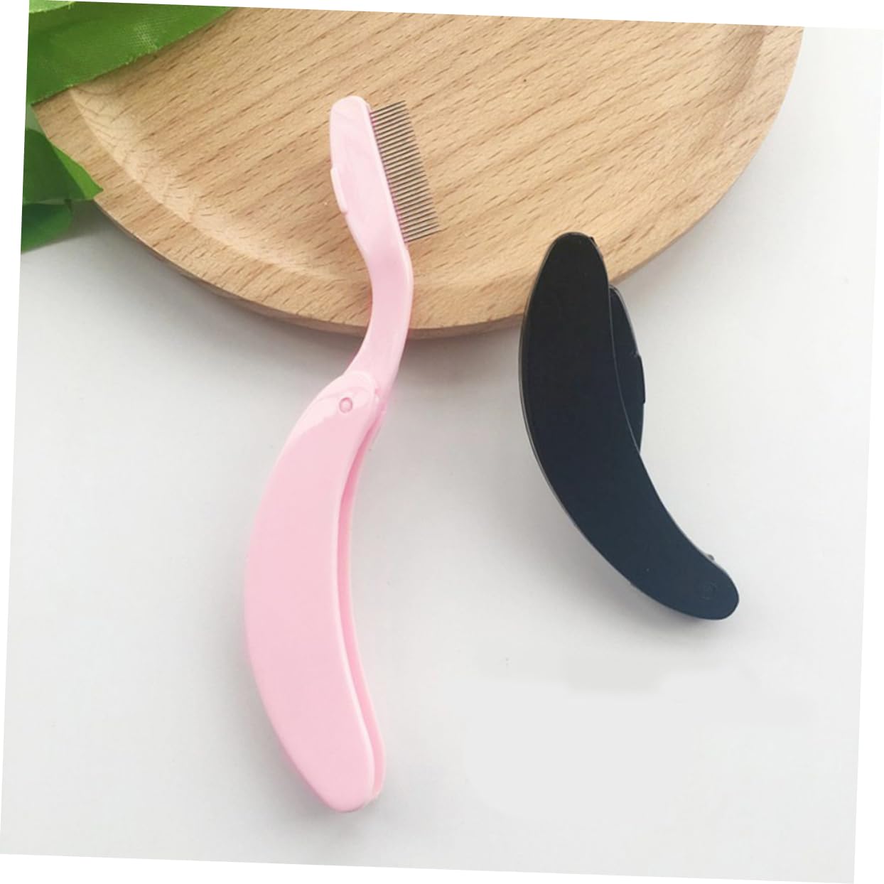 FOMIYES Metal Tooth Eyelash Combs 4pcs Curved Eyebrow Comb Plastic Handle Folding Eyelash Curlers for Men