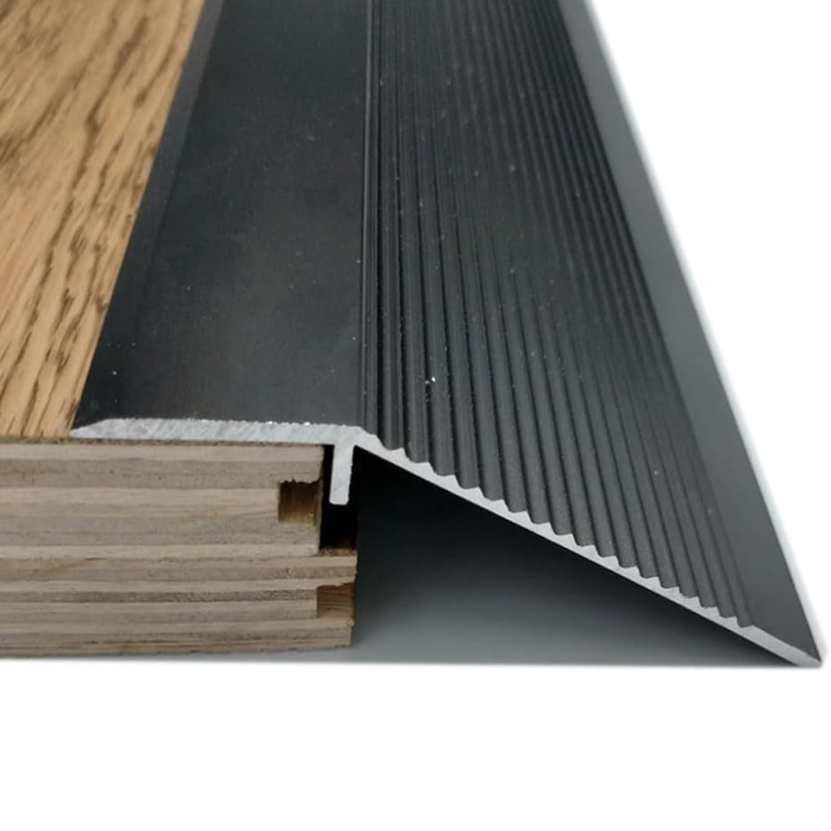 Aluminum Floor Transition Strip,Fluted Saddle Threshold,Floor Divider Strip,Overlap Edge Reducer,Cuttable Threshold Ramp for Carpet/Wood/Tile,Threshold Reducer(Color:Black)