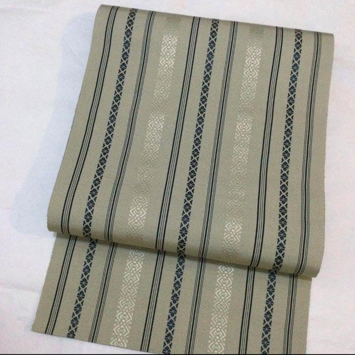 正絹　献上 名古屋帯 八寸 博多 博多織 博多帯　献上柄 正絹 献上 名古屋帯 八寸 博多 博多織 博多帯 献上柄 オフ