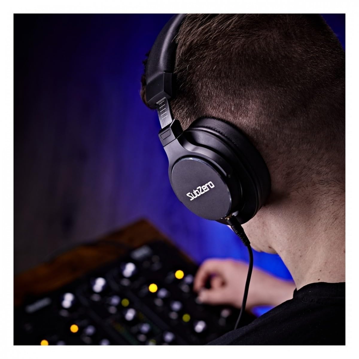 SUBZERO DJH-200 Professioneller DJ-Kopfhörer mit Kabel Over-Ear