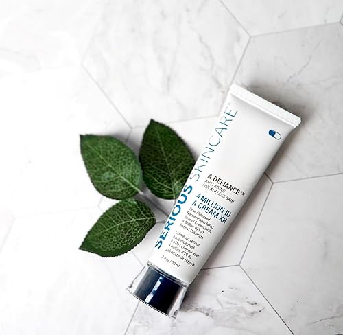 Miniatura 7 de Serious Skincare A Defiance 4 millones de UI Retinol A Cream XR para cara y cuello  Crema humectante premium  Anti-envejecimiento  Hoja de té verde