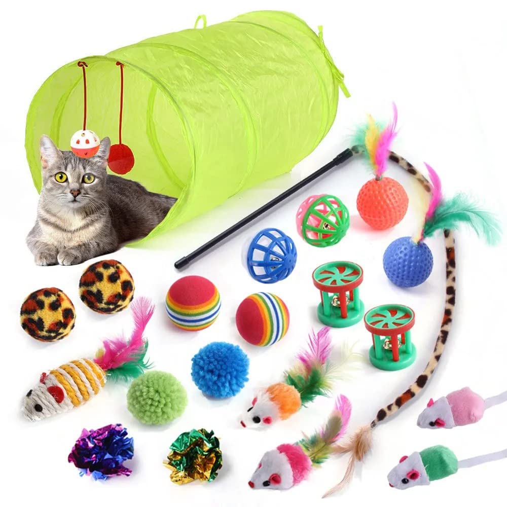 PETPASS Cat Teaser, Set Retractable Dog And Cat Toy Feather Teaser Cat and Dog Toy Wand Feather Interactive Toys with Bells and Feather Refills Set for Indoor Cat and Kitten Exercise