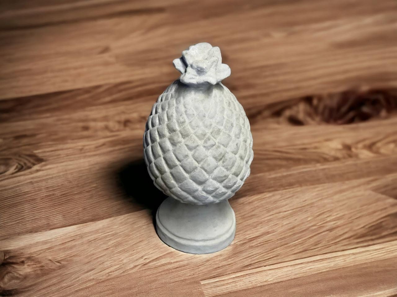 Large Pineapple Finial Sculpture Outdoor Entrance Figurine