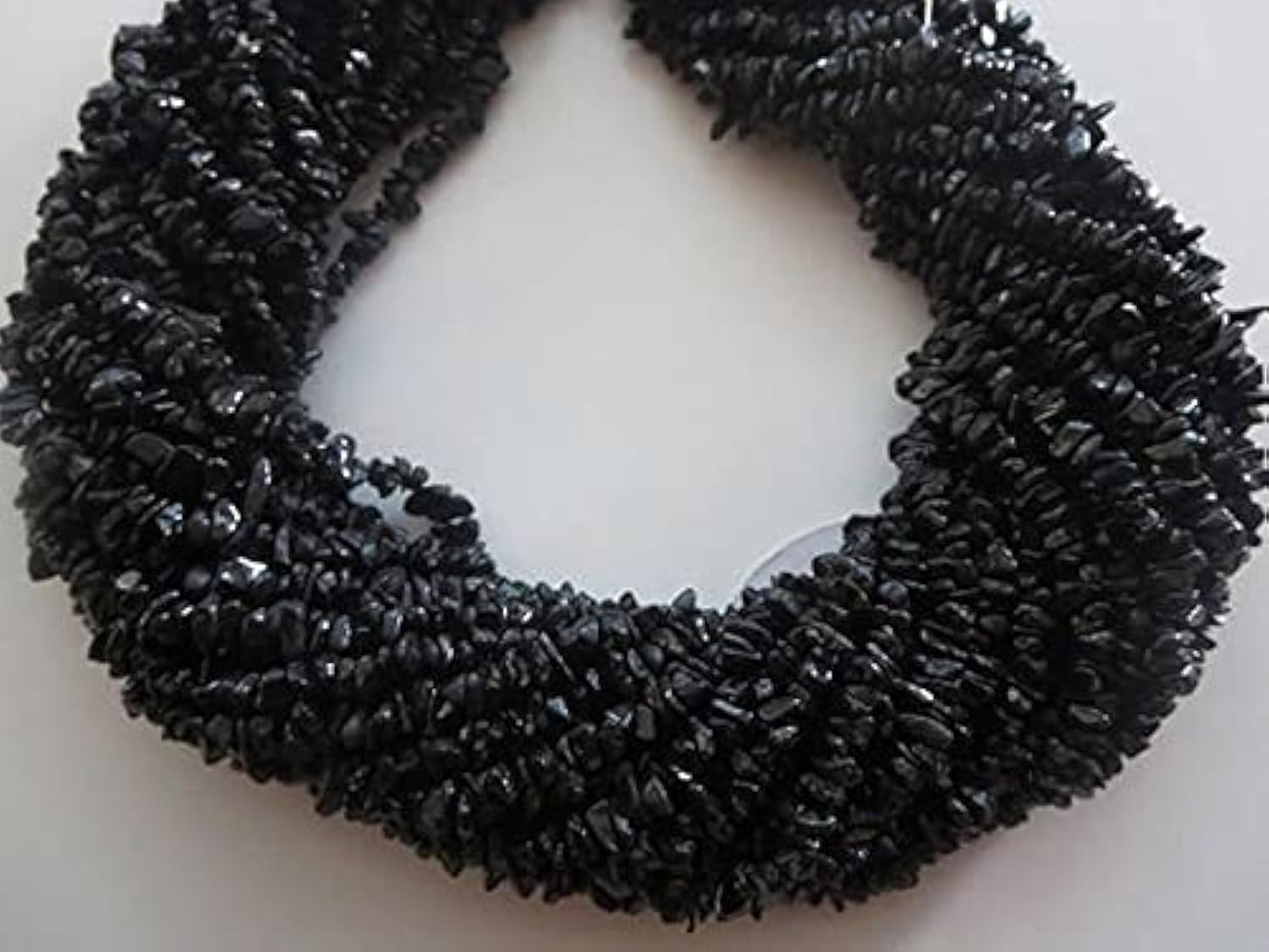 Tourmaline noire 3-4mm en perles pour création de bijoux d'origini lithothérapie