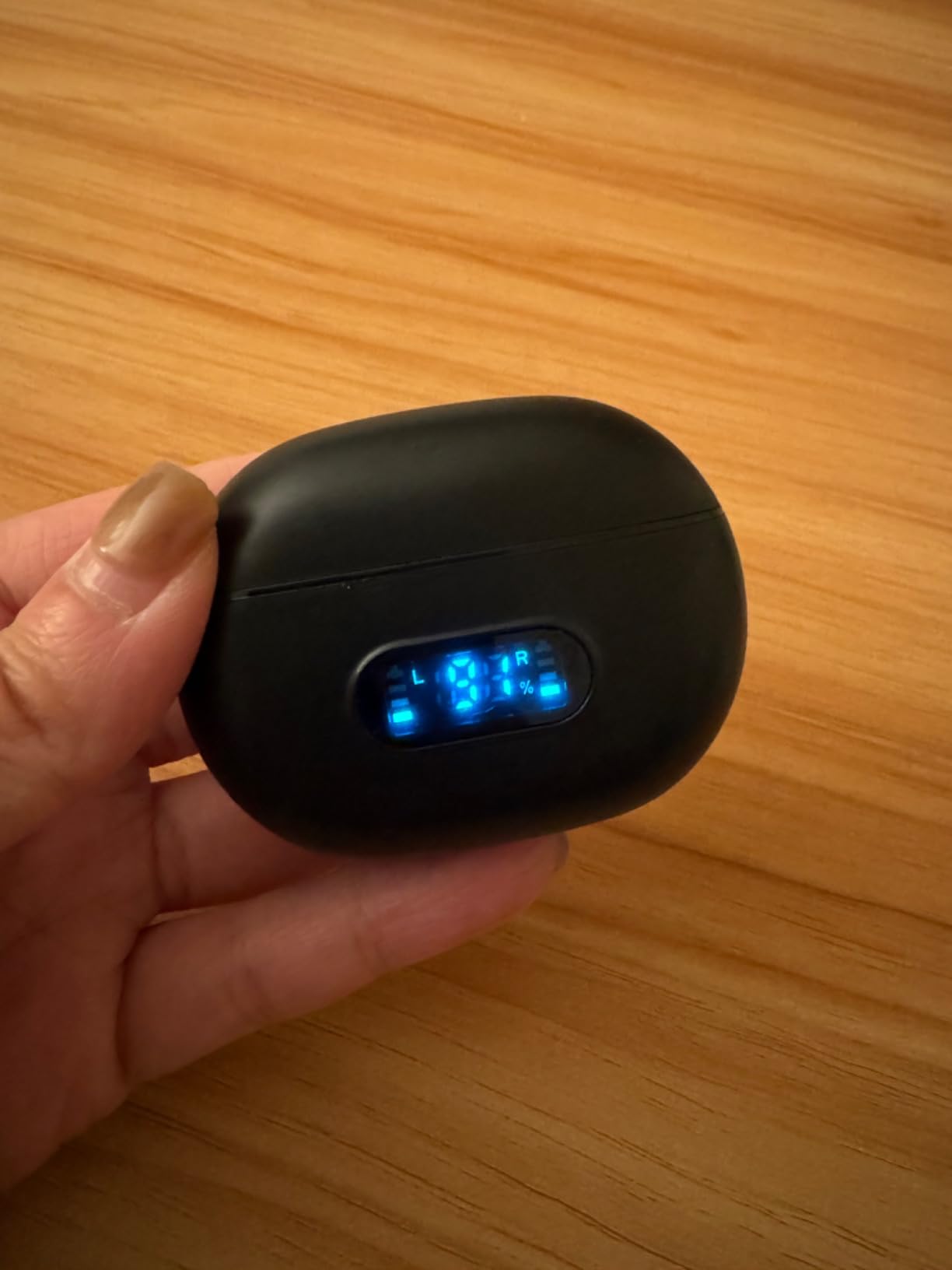 NUPLEA YYK-Q16Pro Earbuds in Charging Case