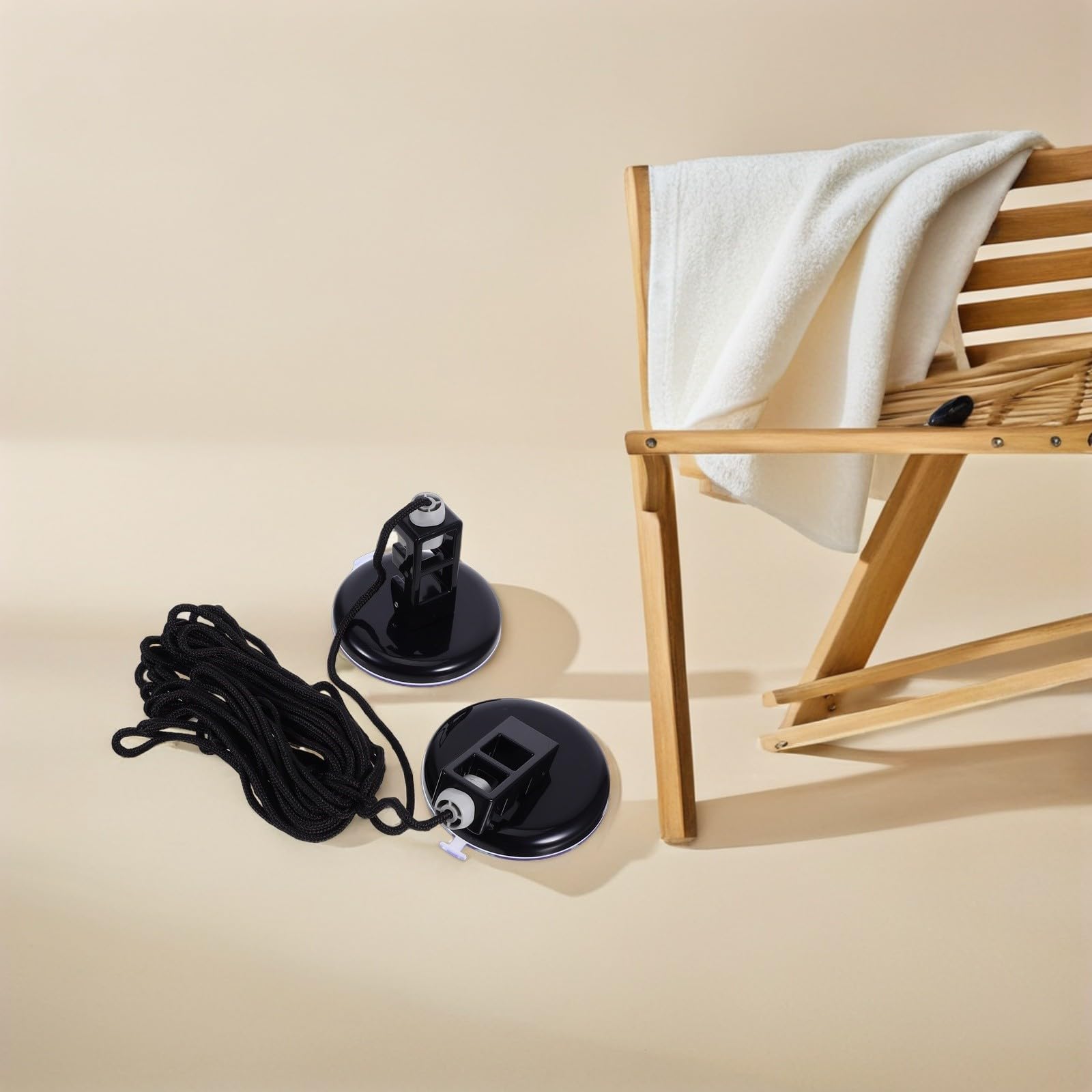 TOYANDONA Einziehbare Wäscheleine für Balkon und Hotels Robuste Tragbare Camping Wäscheleine mit Saugnäpfen Heavy Duty Design 5 Meter Länge Schwarz Praktisches Reisezubehör
