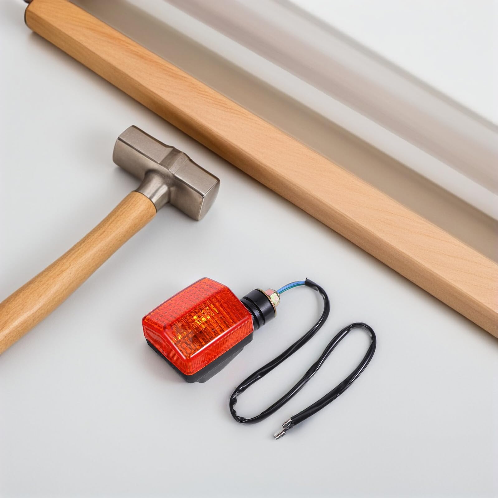 Indicatori di Direzione LED Impermeabili Fanali Anteriori e Posteriori per Veicoli a Due Ruote e Scooter Set da 2 Pezzi Risposta Rapida e Installazione Semplice per Sicurezza