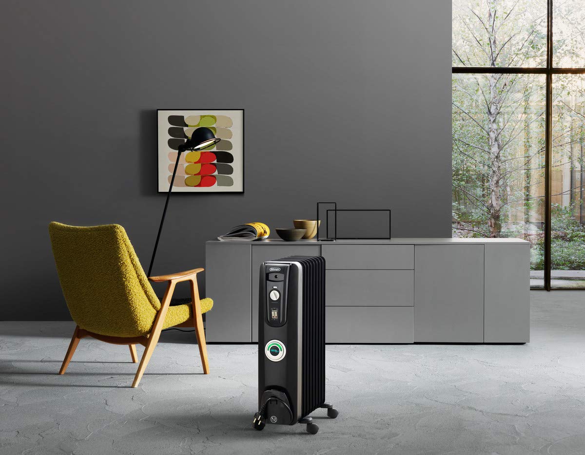 DeLonghi Oil-Filled Radiator Space Heater, Quiet 1500W, Adjustable