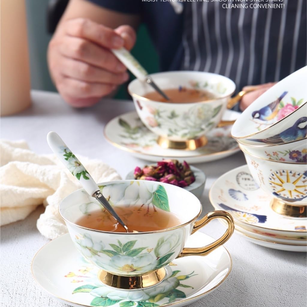 Herbata herbaty, Filiżanka i spodek do kawy z porcelany kostnej(B)