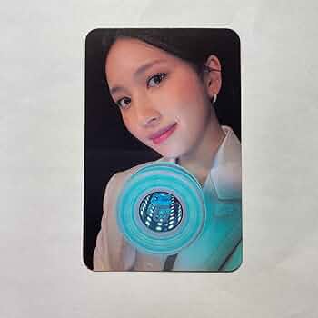 TWICE グッズ まとめ売り ペンライト CD アルバム トレカ 大量 TWICE グッズ まとめ売り ペンライト CD アルバム トレカ 大量