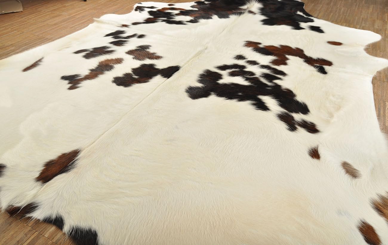 Kuhfelle Online & Nomad KUHFELL RINDERFELL DREIFARBIG BRAUN WEIß 210 x 190 cm Tricolor KUHFELL Teppich