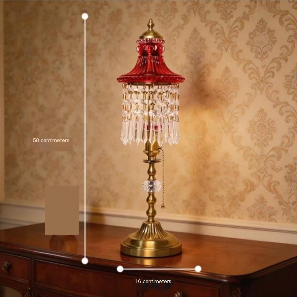 Lampada vintage con nappa in cristallo, luce ambientale sul comodino
