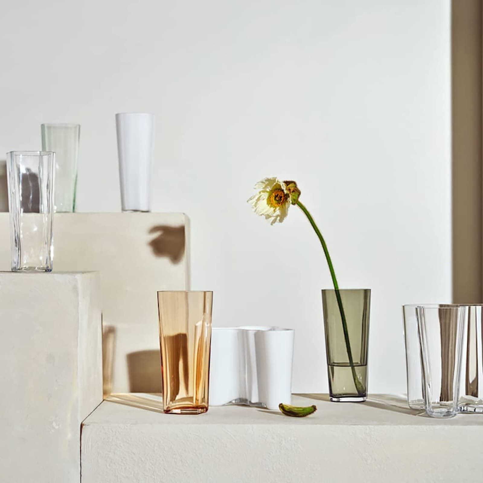 Amazon.com: Iittala Alvar Aalto Collection Flower Base Vase, 7.1
