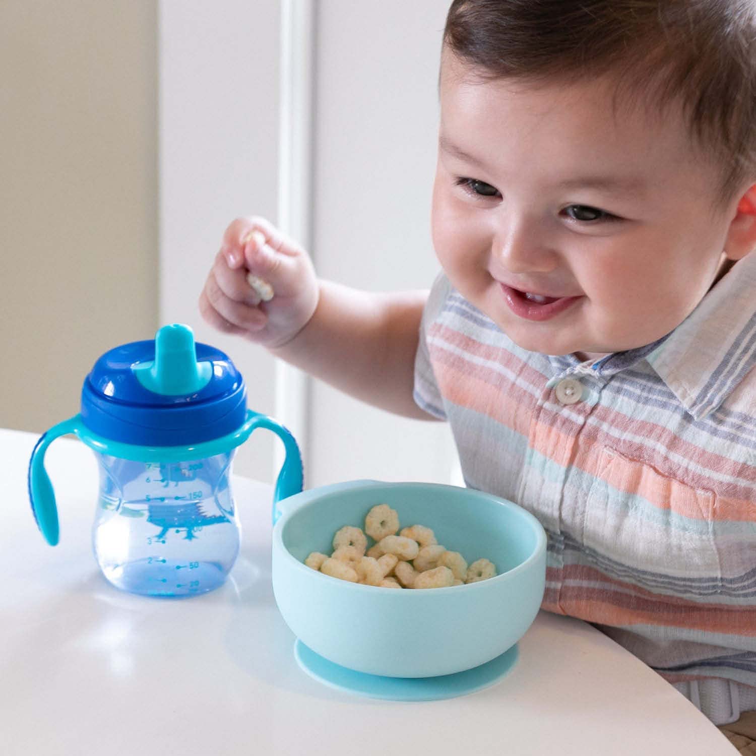 Chicco - Easy - Siliconen Kom met Zuignap voor Baby´s - Zacht Babybord - Magnetron- en Vaatwasmachinebestendig - 6 Maanden - Roze