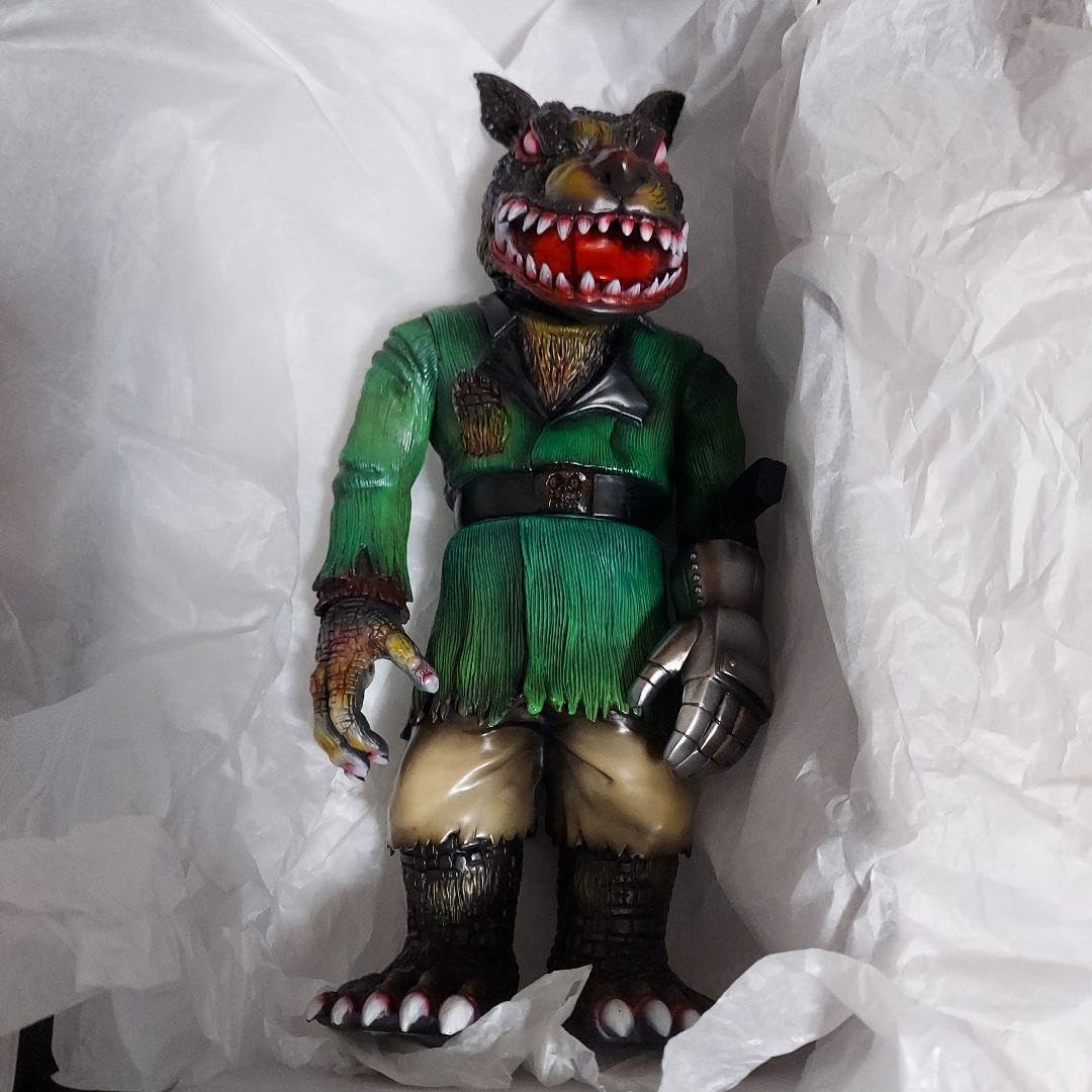 シカルナ工房　犬男 シカルナ工房犬男