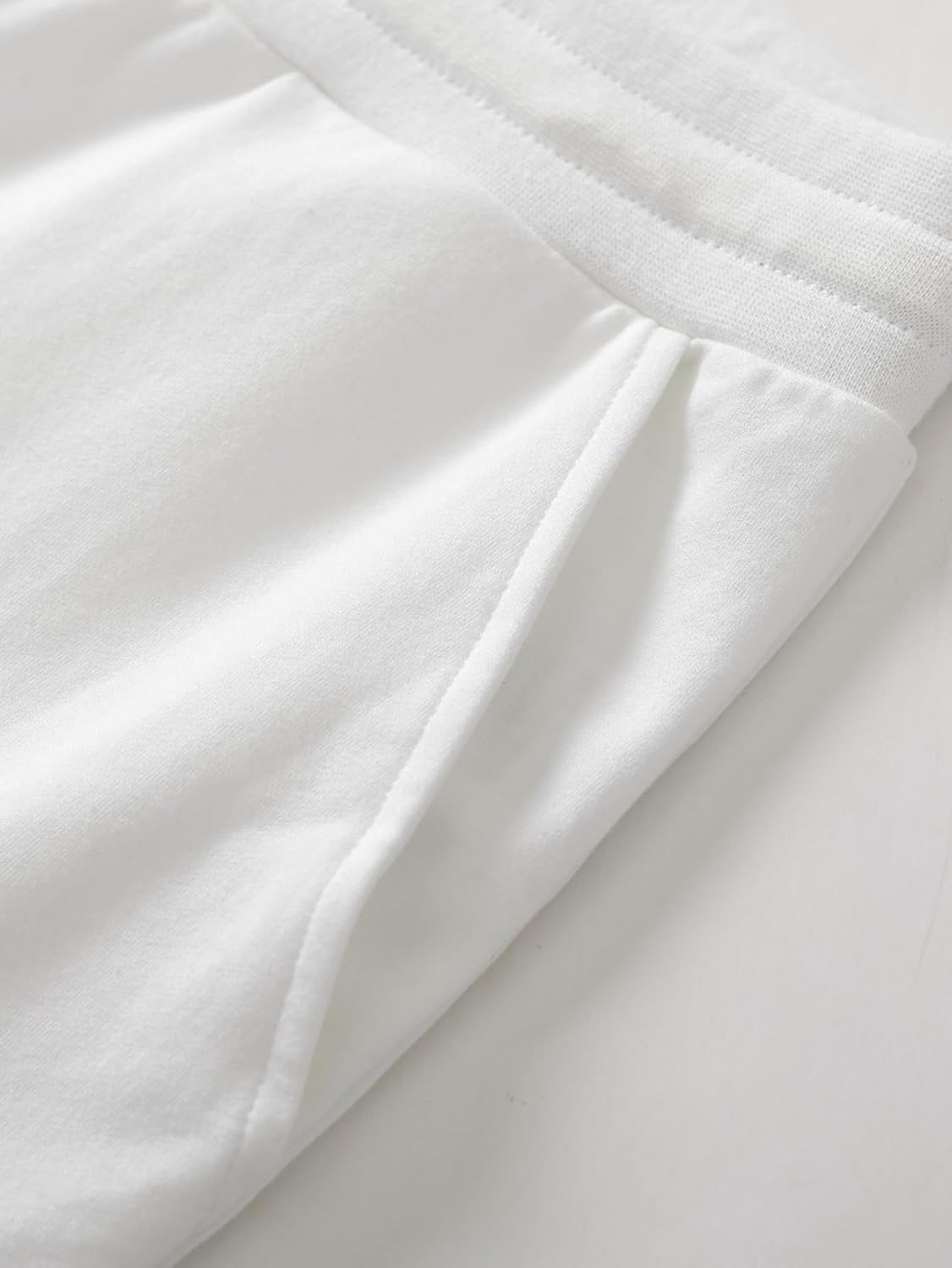 Weintee Women's Petite Capris Capri Joggers with Pockets - Image 4