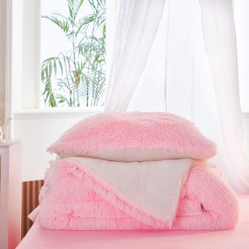 Flysheep Luxury Faux Fur Full/Queen Size Winter Comforter Set Shaggy Velvet Pink Long Hair, 3 Pieces Plush Flannel Sherpa Backing Reversible Soft Microfiber Super Warm Bedding Set for Holiday - Image 9