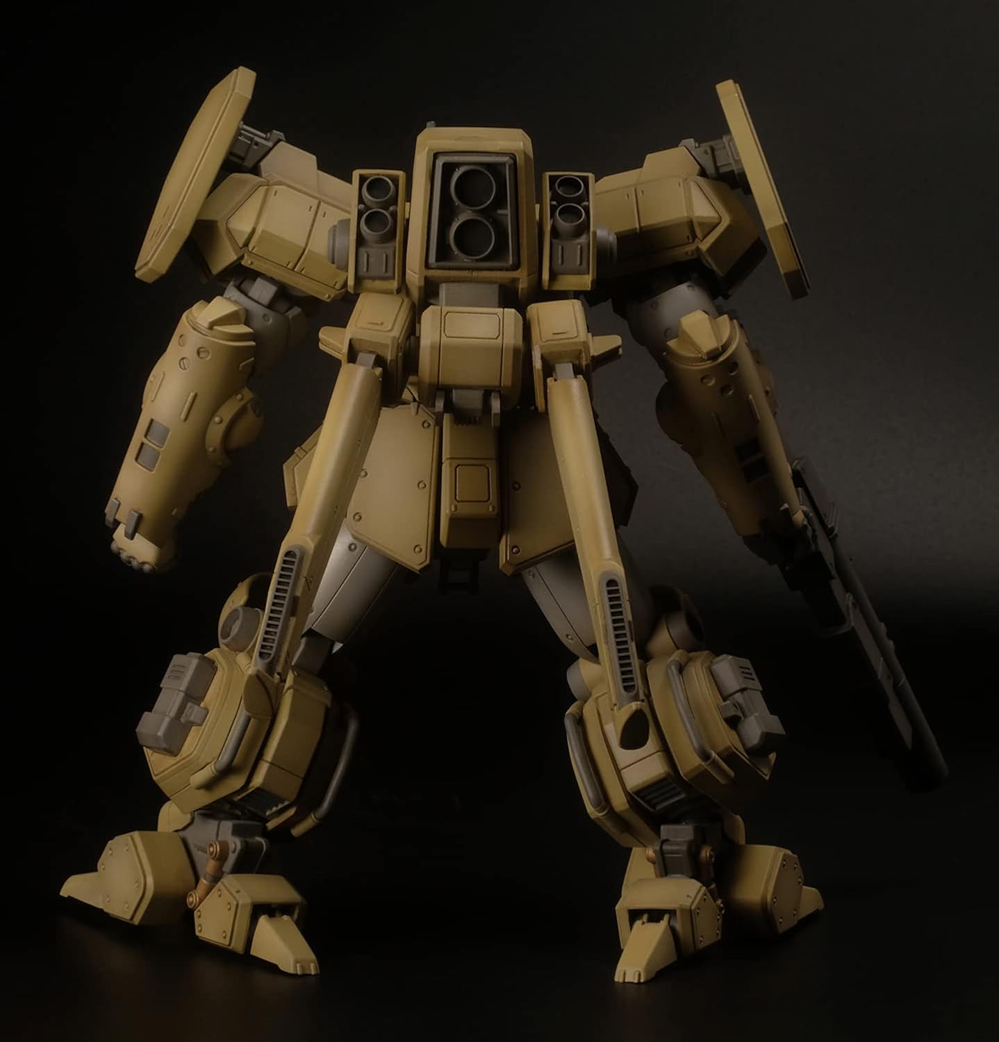 GOOD SMILE COMPANY Assault Suits Leynos: AS-5E3 Leynos Player Type (Renewal Ver.) 1:35 Scale Model Kit
