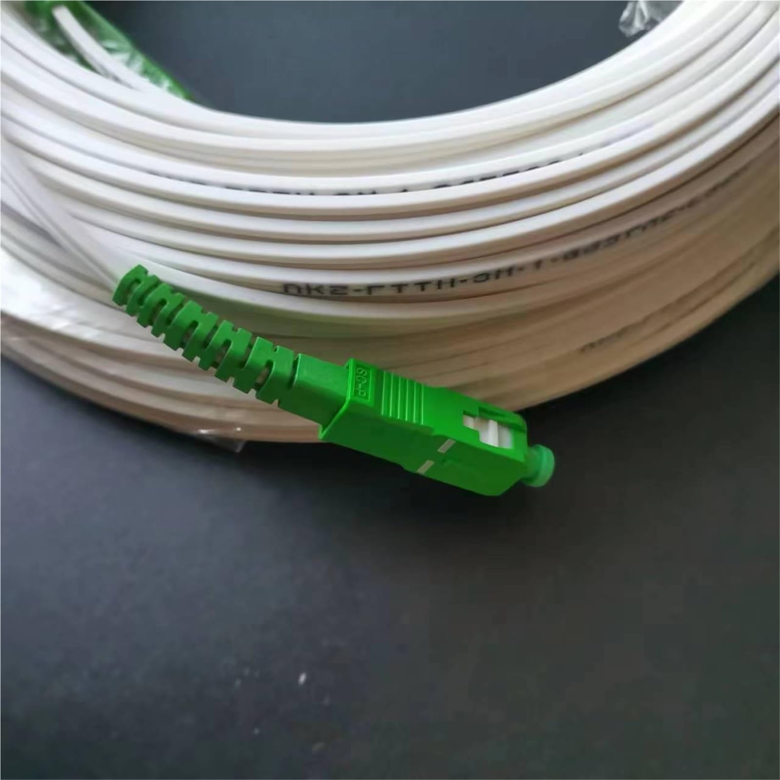 Cable FTTH de 20M/30M SC/APC-SC/APC G657A2 Cables de conexión de fibra óptica Cable de extensión de fibra óptica monomodo Puente de fibra óptica(20M Drop Cable)