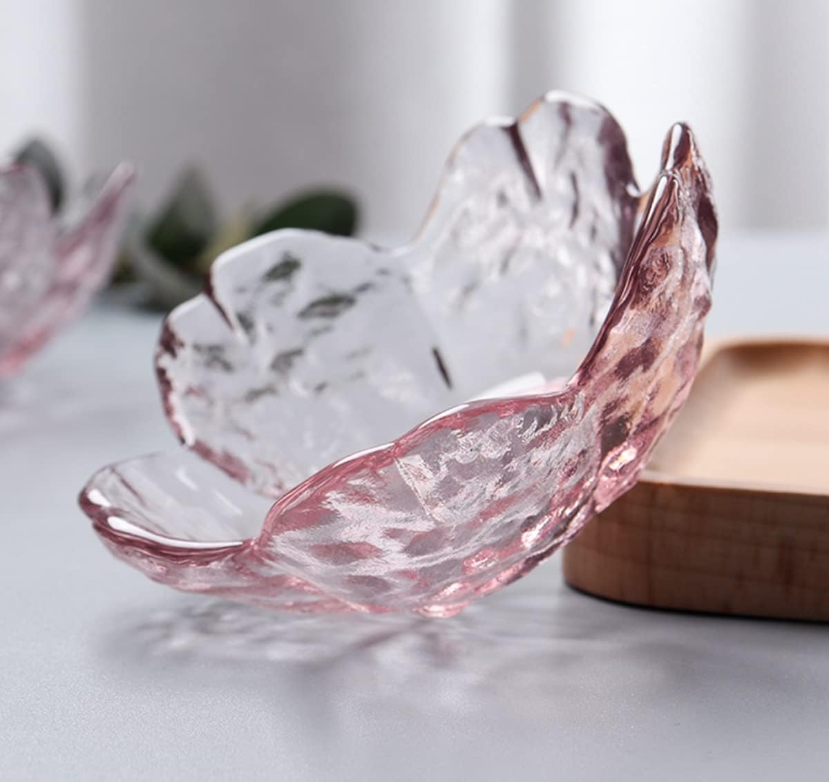 Pink Glass Bowls Set of 4, Small Dipping Dishes Sauce Plates- Japanese Sakura Flower Cherry Blossom Shaped Bowl for Dessert, Ice Cream, Miso Soup